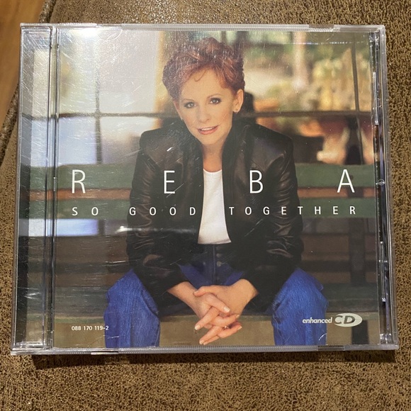 🎉Host Pick🎉 Reba McEntire CD 💿 So Good Together - Picture 16 of 16